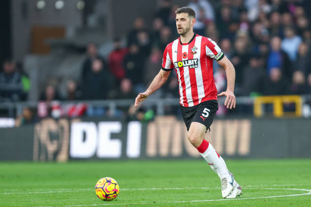 更在人心士 更在人心士